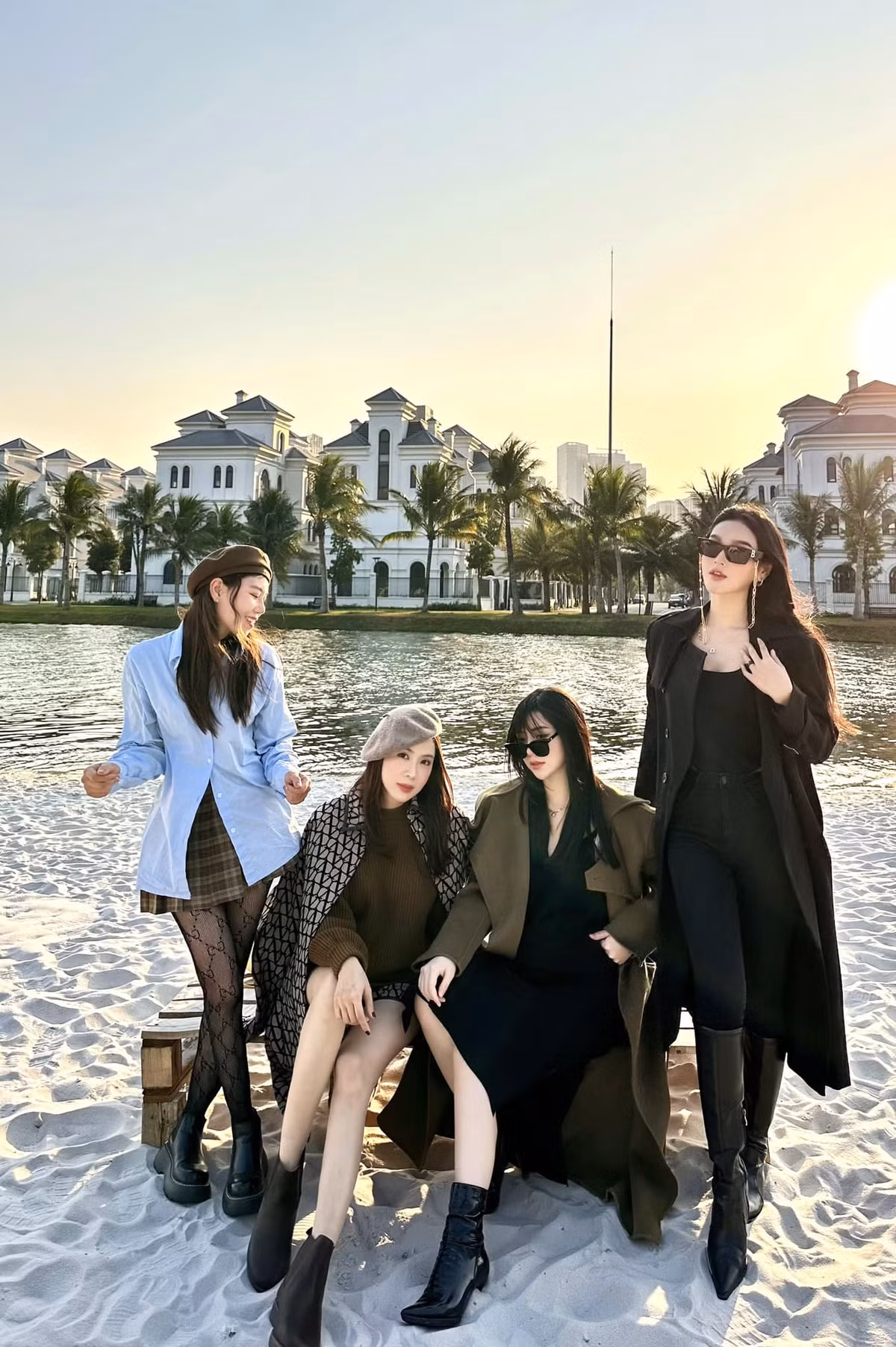 NSND Thu Que tre trung, hoa hau Ky Duyen khoe eo thon-Hinh-7