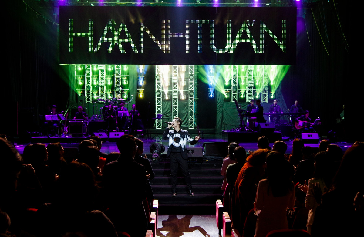 Thuong hieu concert Ha Anh Tuan mat gia