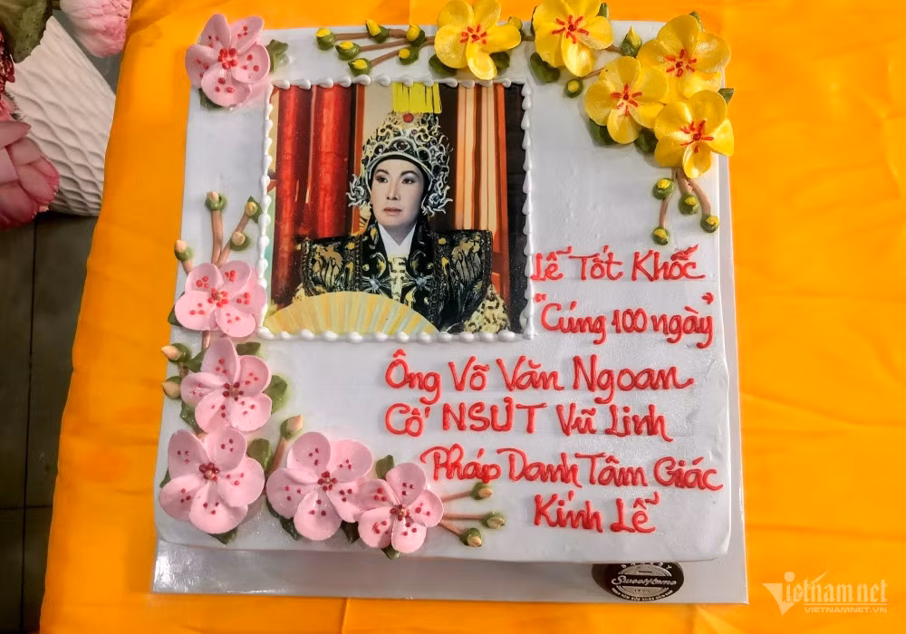 NSƯT Vũ Linh qua đời ngày 5/3 tại nhà riêng sau thời gian chống chọi bệnh ung thư, thọ 66 tuổi. Ông mất không để lại di chúc, dẫn đến tranh chấp liên quan đến tài sản thừa kế từ những người thân.