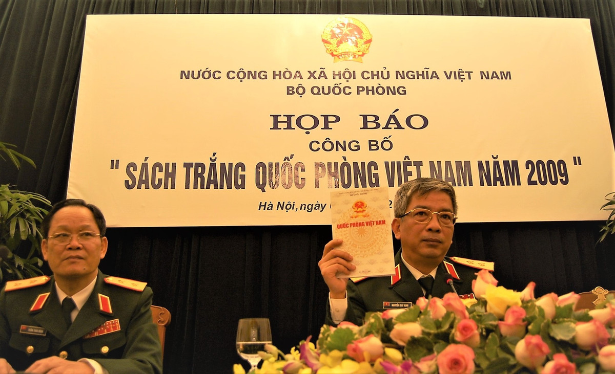 Năm 2009, Tướng Nguyễn Chí Vịnh được bổ nhiệm Thứ trưởng Bộ Quốc phòng phụ trách đối ngoại. Cũng từ thời điểm này, ông xuất hiện trên truyền thông nhiều hơn. Công chúng được biết đến một vị tướng với phát ngôn sắc sảo và kiến thức sâu rộng. Ông có học vị Tiến sĩ, học hàm Phó giáo sư chuyên ngành quan hệ quốc tế và Giáo sư chuyên ngành khoa học quân sự.