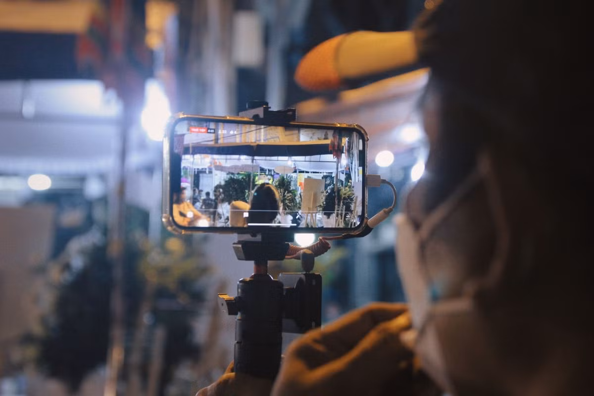 Khan gia vuot duong xa, o qua dem tien dua nghe si Vu Linh-Hinh-7