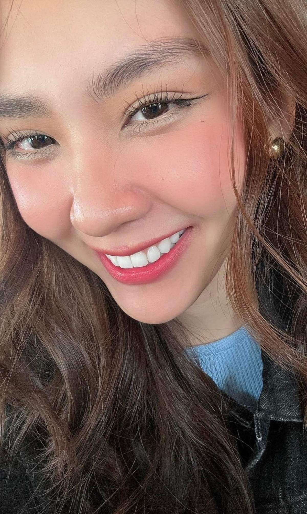 Hoa hậu Mai Phương tươi tắn trở lại sau ồn ào ứng xử kém duyên.