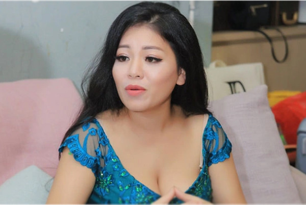 Anh Tho len tieng khi bi to het cat-se 86 trieu dem nhac o HN