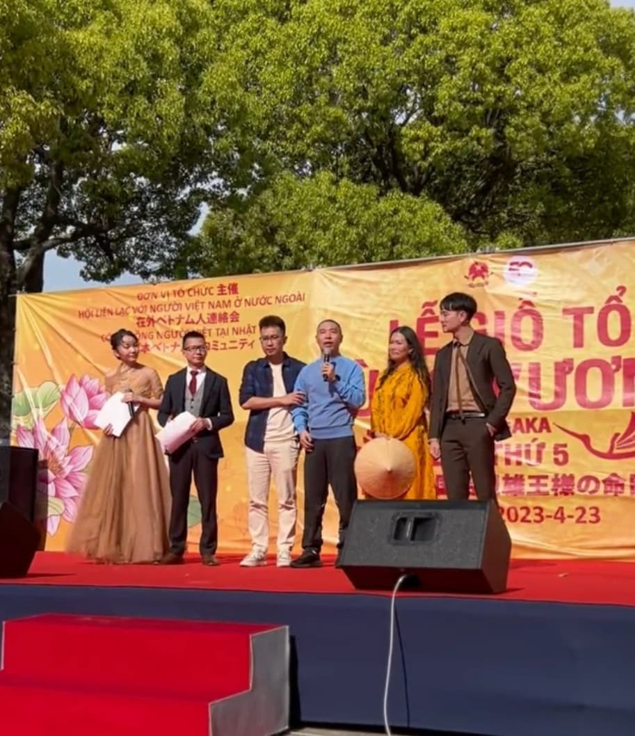 Khan gia nghen ngao khi gap NSND Cong Ly sang Nhat chua benh-Hinh-2