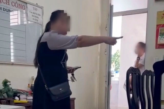 Xac minh nu can bo So Noi vu Hai Phong lang ma, xuc pham can bo phuong