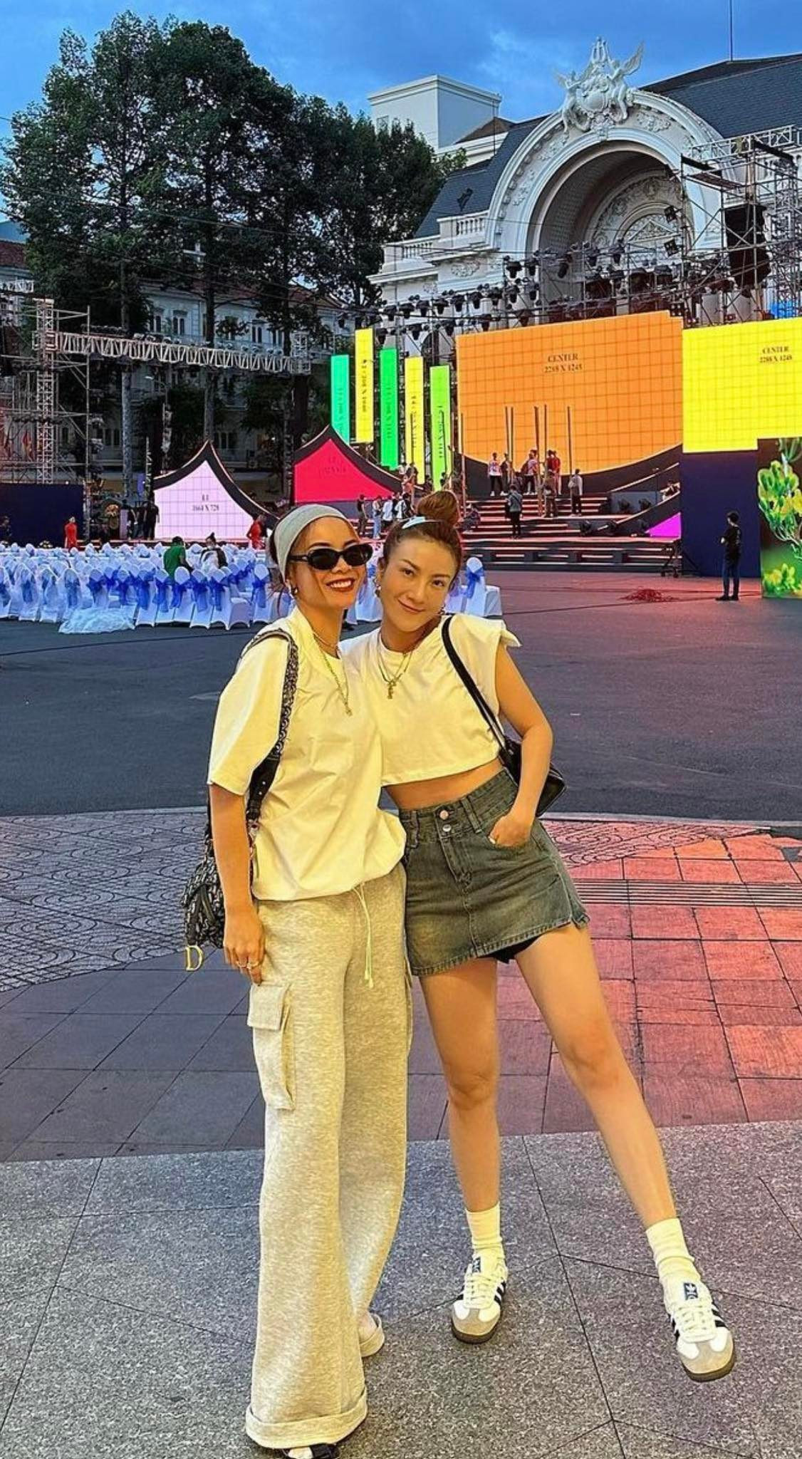 MC Mai Ngoc goi cam, Mac Van Khoa tinh cam ben vo-Hinh-12