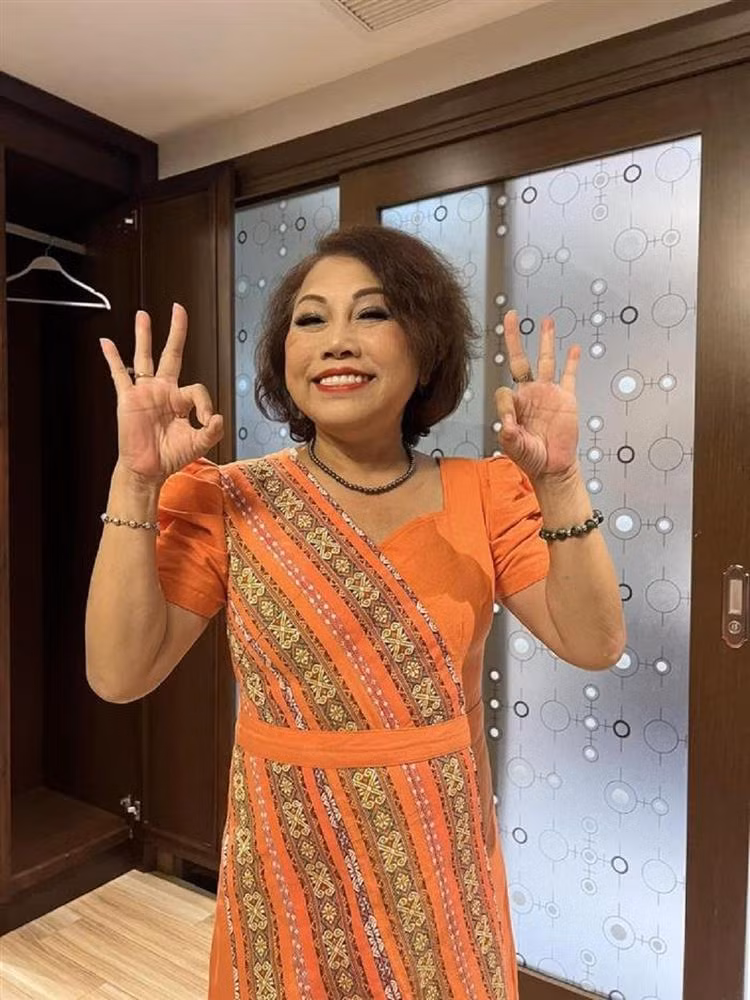 Siu Black khoe voc dang thon gon sau thoi gian o an