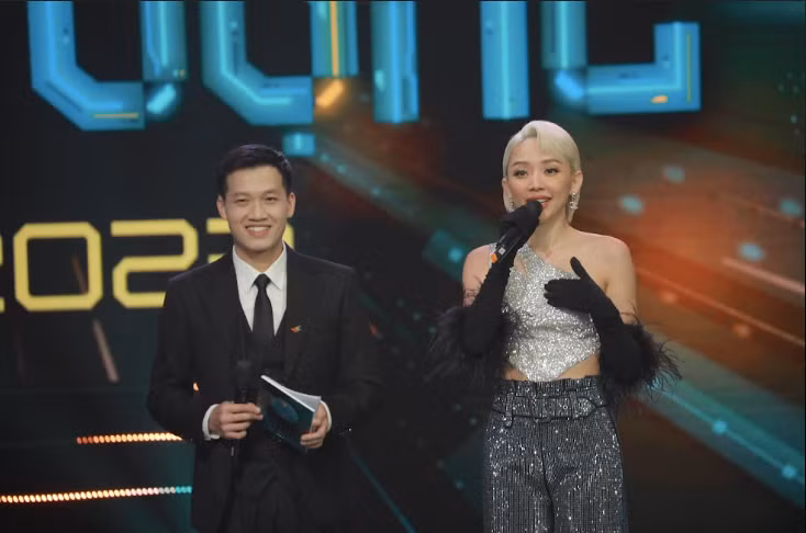 Nhan sac khac la cua Thu Minh tai le trao giai VTV Awards 2022-Hinh-8