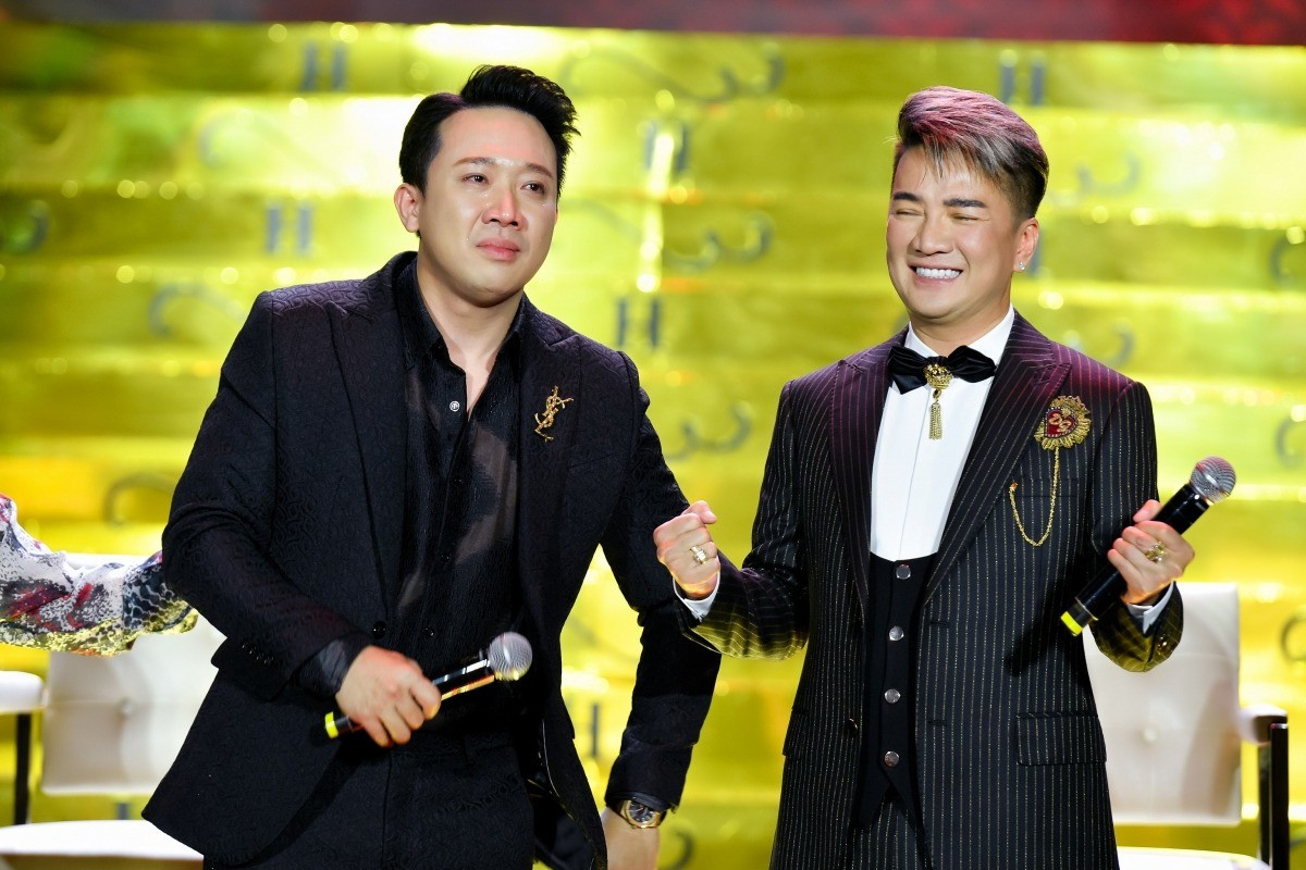 Tran Thanh dang bi loi dung-Hinh-4