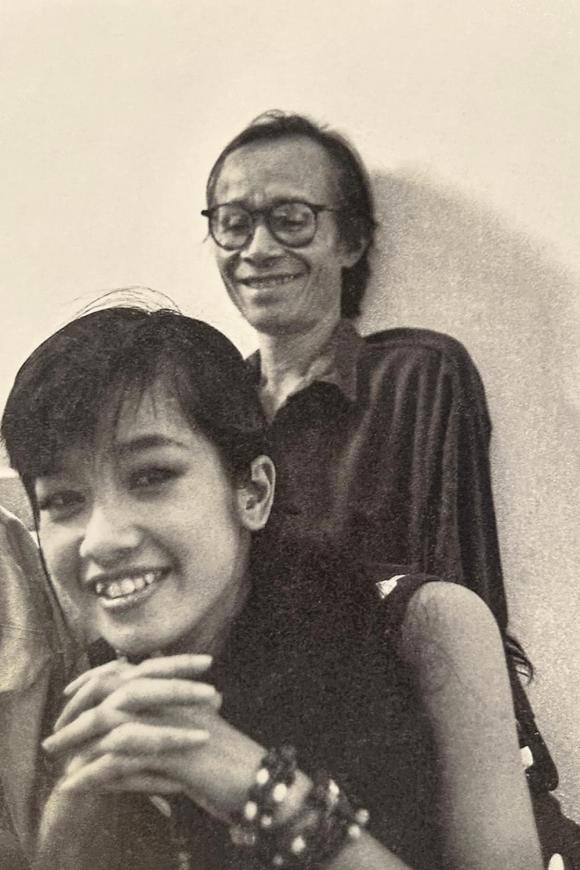 Những bức ảnh độc - hiếm và không kém phần tình tứ của Hồng Nhung và Trịnh Công Sơn.