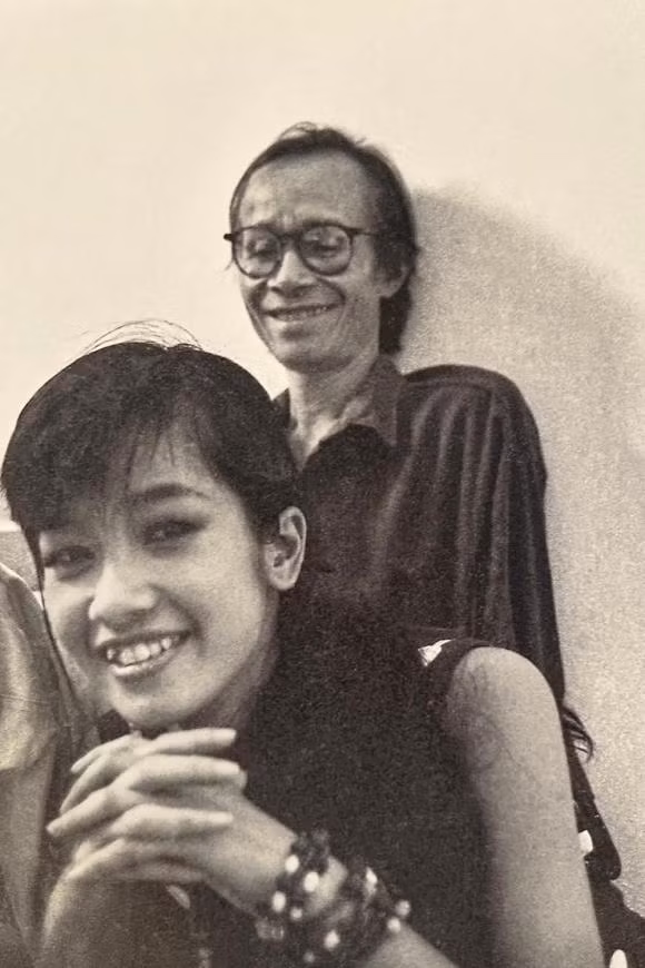 Những bức ảnh độc - hiếm và không kém phần tình tứ của Hồng Nhung và Trịnh Công Sơn.