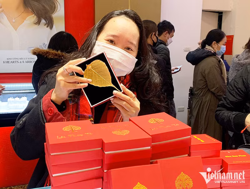 Gia vang hom nay 7/1: Huong toi tuan tang thu 3 lien tiep