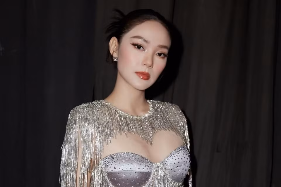 Minh Hang co thai nho thu tinh trong ong nghiem