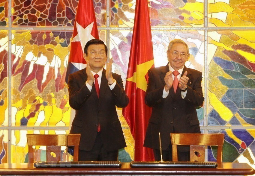 Chủ tịch Hội đồng Nhà nước và Hội đồng Bộ trưởng Cuba Raul Castro đón, hội đàm với Chủ tịch nước Trương Tấn Sang thăm hữu nghị chính thức Cuba (29/9/2015). (Ảnh: Nguyễn Khang/TTXVN).