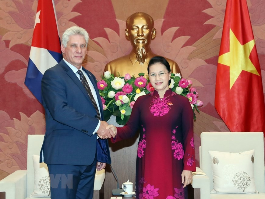 Chủ tịch Quốc hội Nguyễn Thị Kim Ngân hội kiến Chủ tịch Hội đồng Nhà nước và Hội đồng Bộ trưởng Cuba Miguel Díaz-Canel Bermúdez thăm hữu nghị chính thức Việt Nam (9/11/2018). (Ảnh: Trọng Đức/TTXVN).