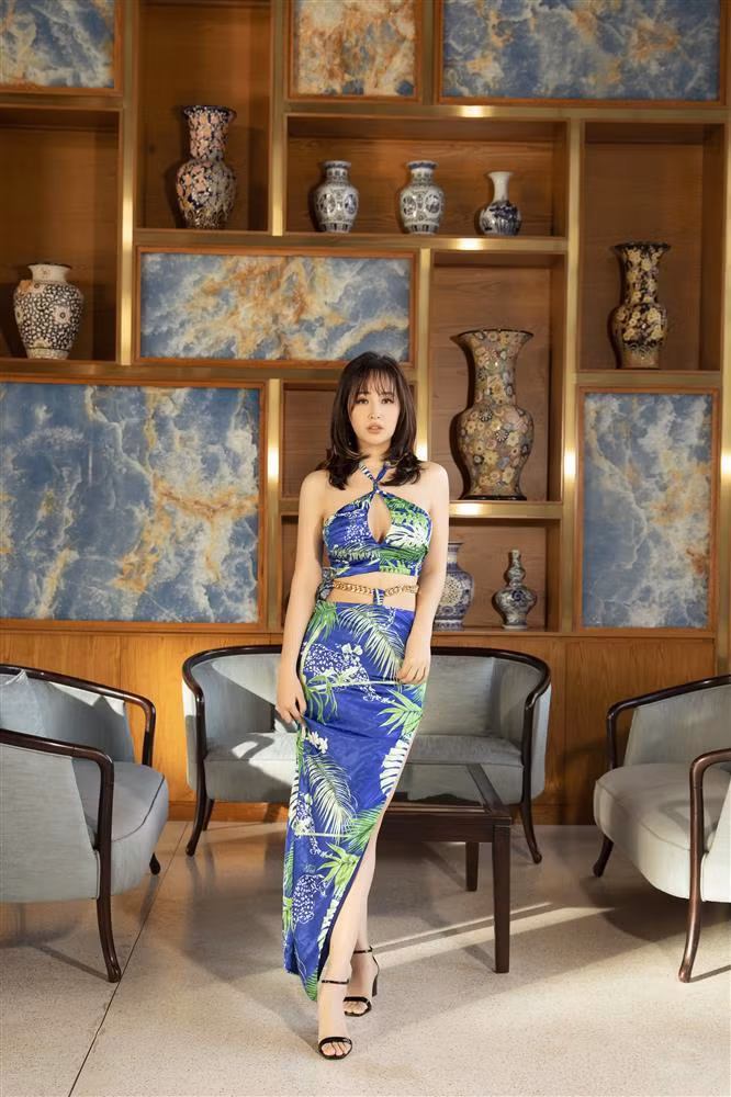 Cô cho biết vì lịch trình bận rộn và sức khỏe trong năm không tốt nên hiếm khi xuất hiện trước công chúng.