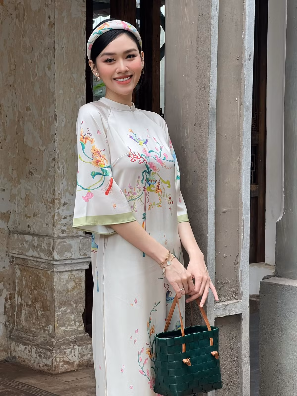 Chi Bảo hạnh phúc bên vợ kém 16 tuổi, Bảo Thanh "cô đơn" - Hình 10 Chi Bao hanh phuc ben vo kem 16 tuoi, Bao Thanh