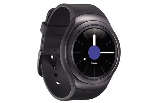  Samsung: Đồng hồ thông minh Gear S2. Giờ đây mọi hoạt động của bạn chỉ gói gọn trên Gear S2 để lướt mail, chỉnh nhạc, phóng lớn bản đồ, chăm sóc sức khỏe dễ dàng với Gear S2. Gear S2 kết nối với các điện thoại thông minh khác chạy hệ điều hành Android 4.4 hoặc phiên bản cao hơn, với dung lượng RAM ít nhất là 1,5GB. Thời lượng pin dài. Sạc nhanh chóng và dễ dàng cùng đế sạc không dây. Giá: 6,49 triệu đồng 