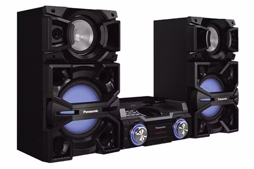  Panasonic: Dàn âm thanh HIFI Panasonic 2.0 SC-MAX 4000GS. Khả năng cộng hưởng vượt trội và âm trầm cực mạnh với Airquake Bass, loa siêu trầm 30cm và khuyếch đại ba lớp. Ngoài bộ nhớ trong (2GB) có thể chứa được 500 bài hát, DJ Jukebox phát nhạc từ bộ nhớ trong hoặc thiết bị USB với chế độ Mix Play. Ngoài ra, bạn có thể thao tác với danh sách nhạc và chơi theo yêu cầu thông qua ứng dụng Panasonic MAX Juke. Chức năng Karaoke với sáu hiệu ứng; công nghệ Blutooth không dây và kết nối NFC. Giá bán: 13,9 triệu đồng. 