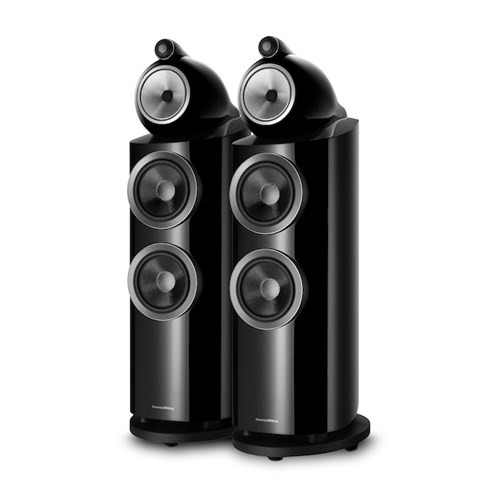  6. Loa Bower &amp; Wilkins 800 Series Diamond Speaker (model 802 D3) Bowers &amp; Wilkins, nhà sản xuất loa nổi tiếng thế giới của Anh Quốc với các sản phẩm luôn được đánh giá cao về chất lượng âm thanh đi kèm cách thiết kế đẹp mắt, đăc biệt ở Series 800 Diamond. Do đó không có gì lạ khi giá của các sản phẩm này rất đắt ở mức sấp xỉ 22.000 USD (khoảng 492 triệu đồng) cho mỗi cặp loa.