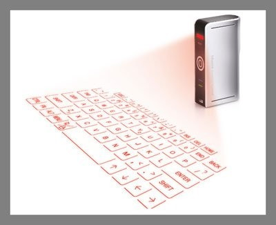  Bàn phím ảo Celluon Epic Virtual Keyboard (87 USD) Chắc chắn bàn phím ảo này sẽ không chính xác và thuận tiện bằng bàn phím truyền thống với kết nối bluetooth. Tuy nhiên, đây là một công nghệ mới và khá lạ. Nó giúp đưa bàn phím QWERTY tiêu chuẩn lên bất kỳ mặt phẳng nào.
