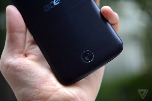 Ngam smartphone cao cap chay Windows 10 Acer vua ra mat-Hinh-6