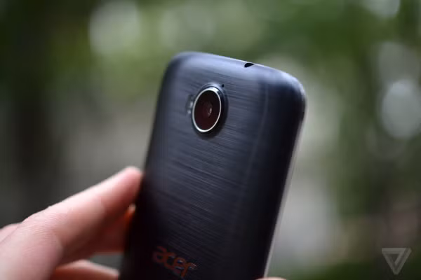 Ngam smartphone cao cap chay Windows 10 Acer vua ra mat-Hinh-5