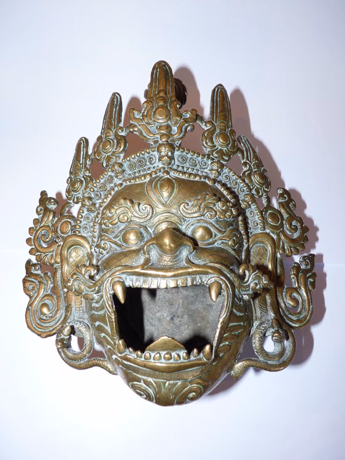 Tượng đầu thần khỉ bằng đồng niên đại thế kỷ 18 của Thái Lan.