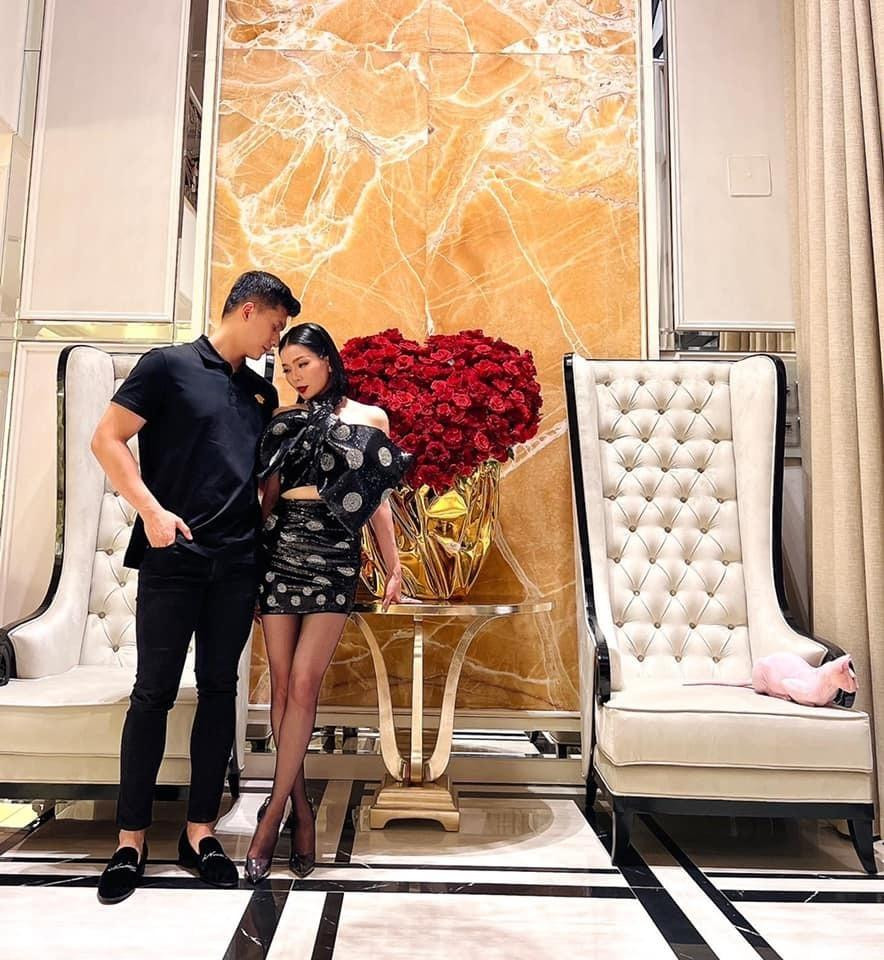 Song doi bo tre, Le Quyen dien di dien lai vay cu du do hieu e he-Hinh-2