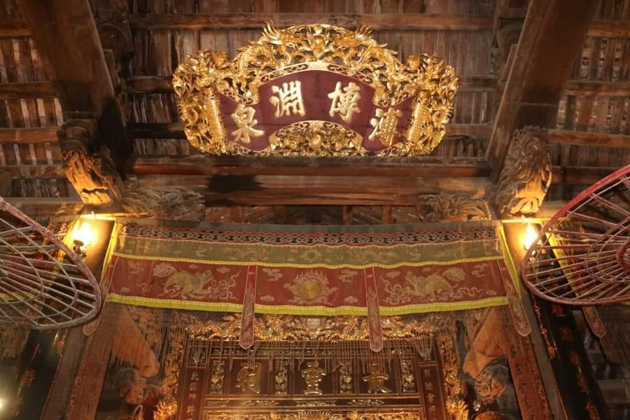 Đình cổ Hữu Bằng và chuyện bốn nhà nho xử tội toán cướp - Hình 3 Dinh co Huu Bang va chuyen bon nha nho xu toi toan cuop-Hinh-3