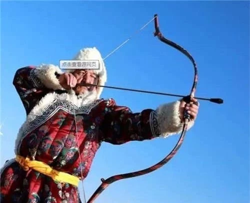 Thực hư người xưa có thể kéo cây cung nặng 200 cân - Hình 5 Thuc hu nguoi xua co the keo cay cung nang 200 can-Hinh-5