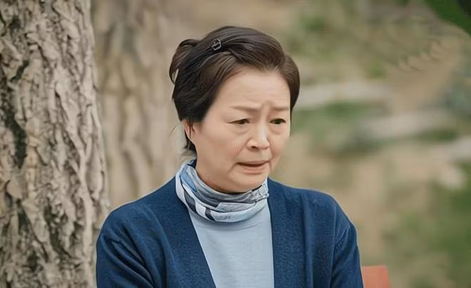 Thuong con dau nhu con de, tuong minh song kheo, ai ngo con ly hon!