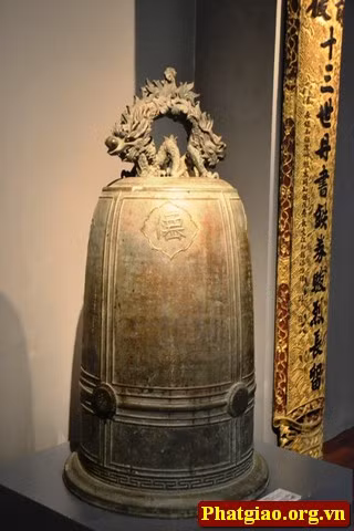 Chuông đồng, thời Trần, thế kỷ XIII.