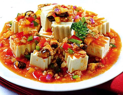 Đậu phụ non sốt thịt bằm.