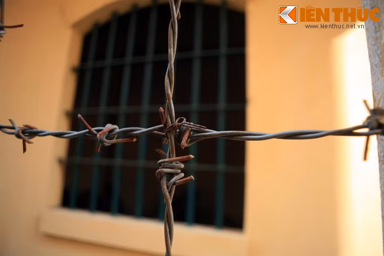 Sau hơn một thế kỷ tồn tại, Khám Lớn Cần Thơ chính là bằng chứng tội ác của thực dân và đế quốc cũng như minh chứng hùng hồn cho tinh thần bất khuất của dân tộc Việt. Ngày 28/6/1996, Khám Lớn Cần Thơ được Bộ Văn hóa - Thông tin công nhận là Di tích lịch sử cấp Quốc gia. Nội dung này được trang trọng ghi lên bia di tích ở phía trái cổng của di tích. Vào các dịp lễ, kỷ niệm, đặc biệt là Ngày Thương binh - Liệt sĩ 27/7, đông đảo học sinh, sinh viên, nhân dân đến thăm Di tích lịch sử Khám Lớn Cần Thơ để ôn lại truyền thống, tưởng nhớ tinh thần chiến đấu bất khuất các thế hệ đi trước. 