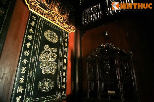 Các tác phẩm đã thể hiện danh tiếng xưa nay của nghề chạm khảm xà cừ vùng Gò Công, xứng với câu khen ngợi dân gian: “Nhất tủ Gò Công, nhì salon Sông Bé”.