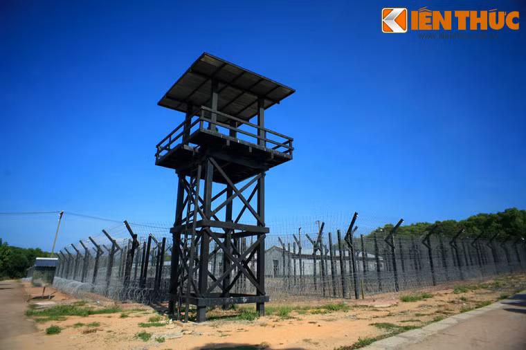 Dù chỉ có quy mô bằng 1/20 so với thực tế, nhưng những gì được chứng kiến ở đây cũng khiến người xem kinh hoàng.