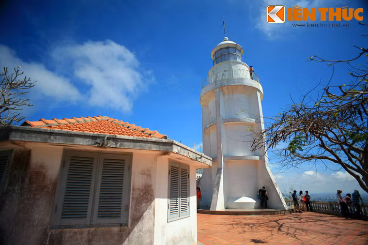 Từ lâu nay, hải đăng Vũng Tàu đã được xem như là biểu tượng của thành phố biển Vũng Tàu.