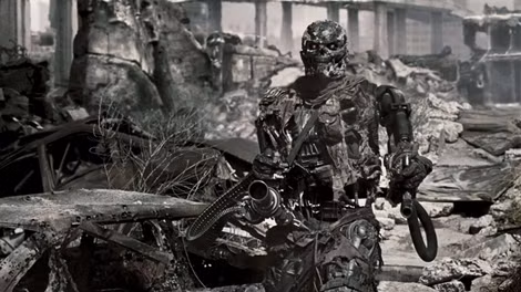 Có những lo ngại việc phát triển trí thông minh cho robot có thể xảy ra viễn cảnh như bộ phim Terminator.