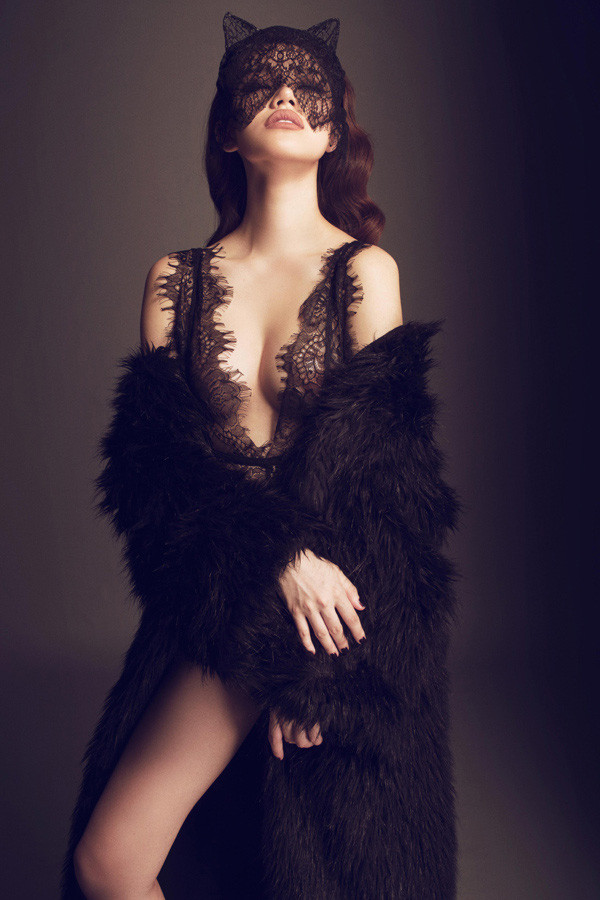 Jolie Nguyen co phat ngon soc ve tien bac nhu the nao?-Hinh-7