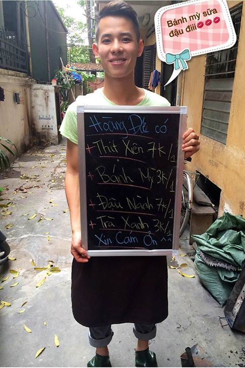 Lê Hoàng Đức là chủ một quán ăn vỉa hè khá "hot" tại Hà Nội. Ít ai ngờ một chàng trai sinh năm 1990, trẻ trung, đẹp trai lại là ông chủ của một quán bánh mì - thịt xiên - ăn vặt giản dị nhưng hút khách. Anh chàng là nhân vật trẻ gây sốt mạng tuần qua khi là một ông chủ 9X cần cù, nhiệt tình và có một cái "chất" riêng khá thú vị.