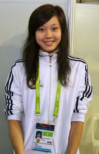 Stephanie Au từng tham dự Olympic 2008 tại Trung Quốc và hiện cũng là một niềm hi vọng lớn của Hong Kong tại ASIAD 17 lần này. 