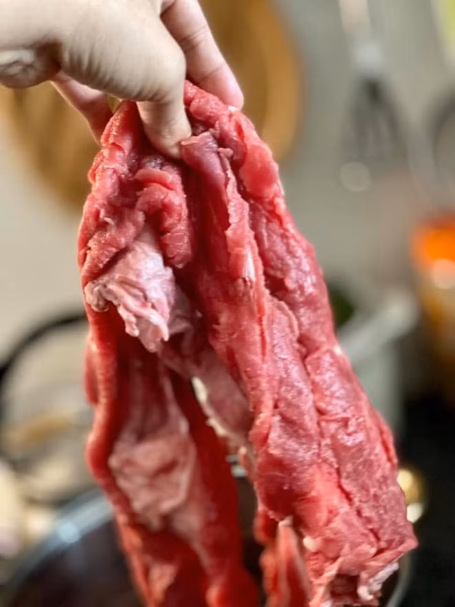 Pho bo sot vang ngon mieng, ngon mat chi voi 5 buoc cuc don gian