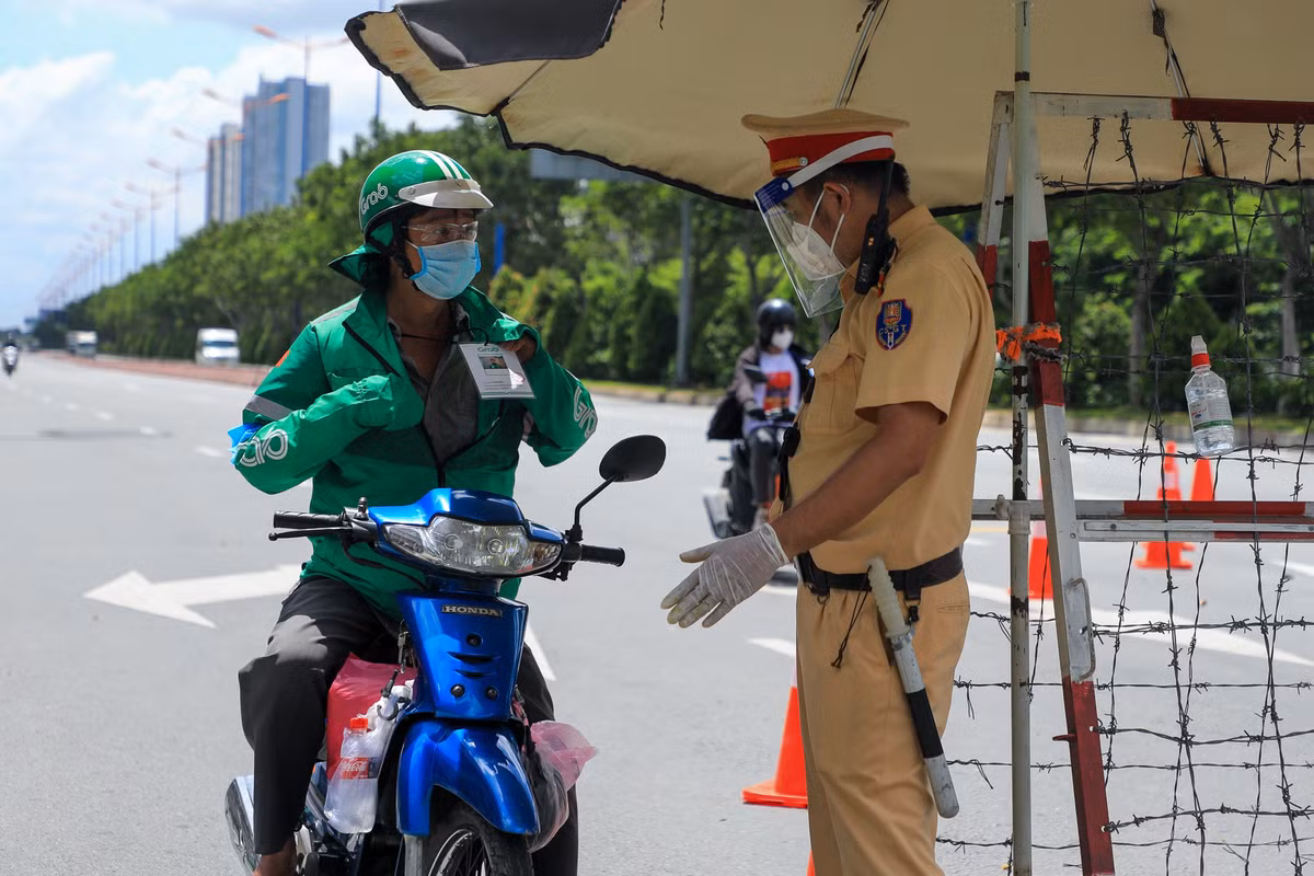 8 dieu nguoi dan TP.HCM can biet ve dot siet gian cach tu 23/8-Hinh-2