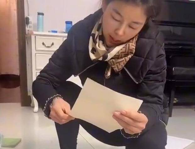 Chong thot tim khi vo tim duoc thu tinh cua nguoi cu trong dong sach