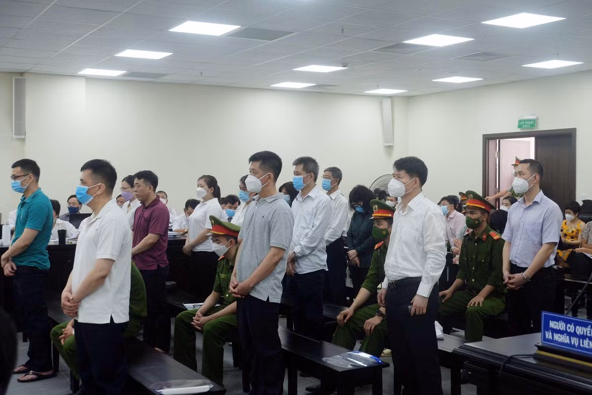 Tra ho so vu cuu Thu truong Cao Minh Quang lien quan 3,8 trieu USD