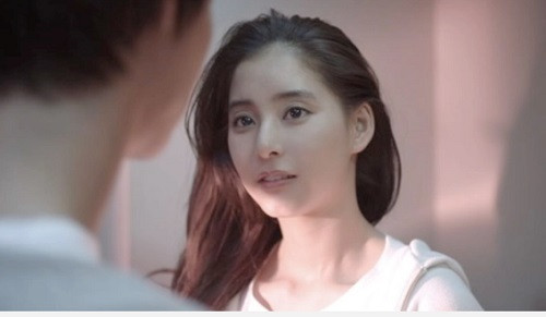 Biet chong giau quy den mua qua cho bo, toi tung doc chieu