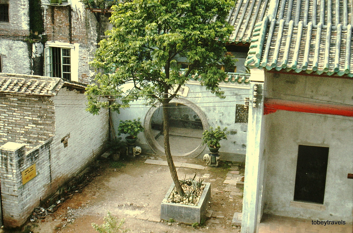 Một góc phố cổ kính của Quảng Châu.