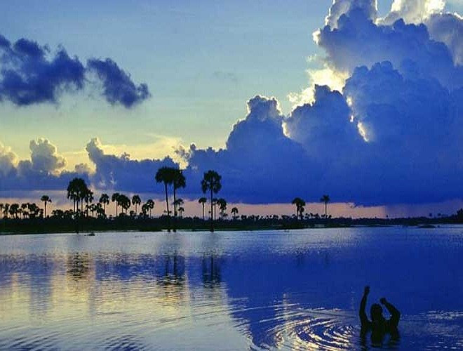 Mekong cuốn hút bởi vẻ đẹp của cuộc sống cư dân nơi đây với các làng bè, chợ nổi, cánh đồng lúa, những ngôi chùa… hai bên bờ (Nguồn: Tuổi trẻ)