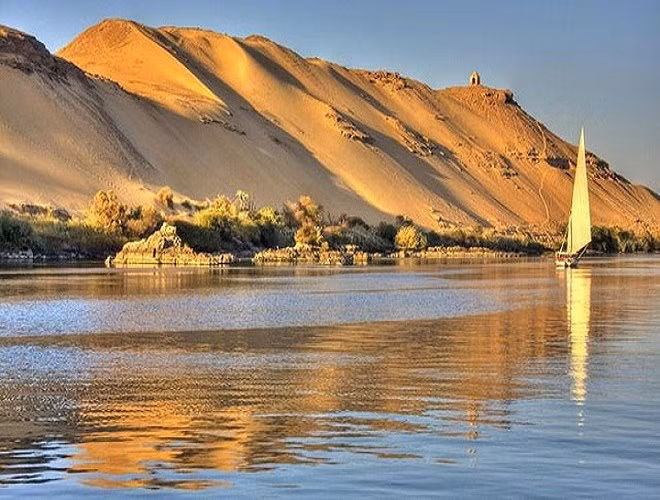 Gắn liền với sa mạc, kim tự tháp, pharaoh của Ai Cập. Quả thực, người Ai Cập cổ đại và nền văn minh đáng kinh ngạc của nó nợ dòng sông hùng vĩ và màu mỡ này (Nguồn: Kiến thức)